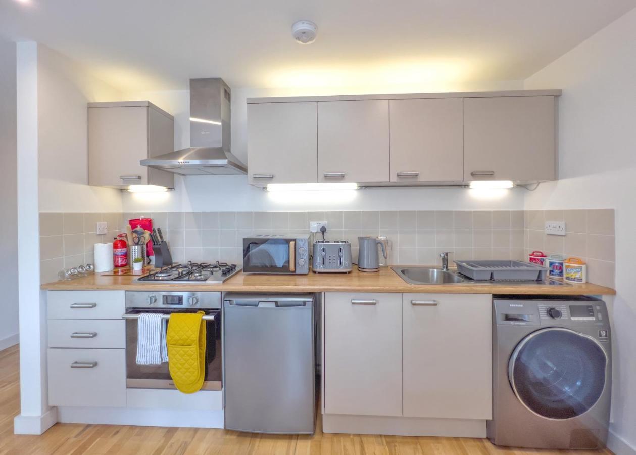 Lovely 1 Bedroom Apartment In South East Лондон Екстериор снимка